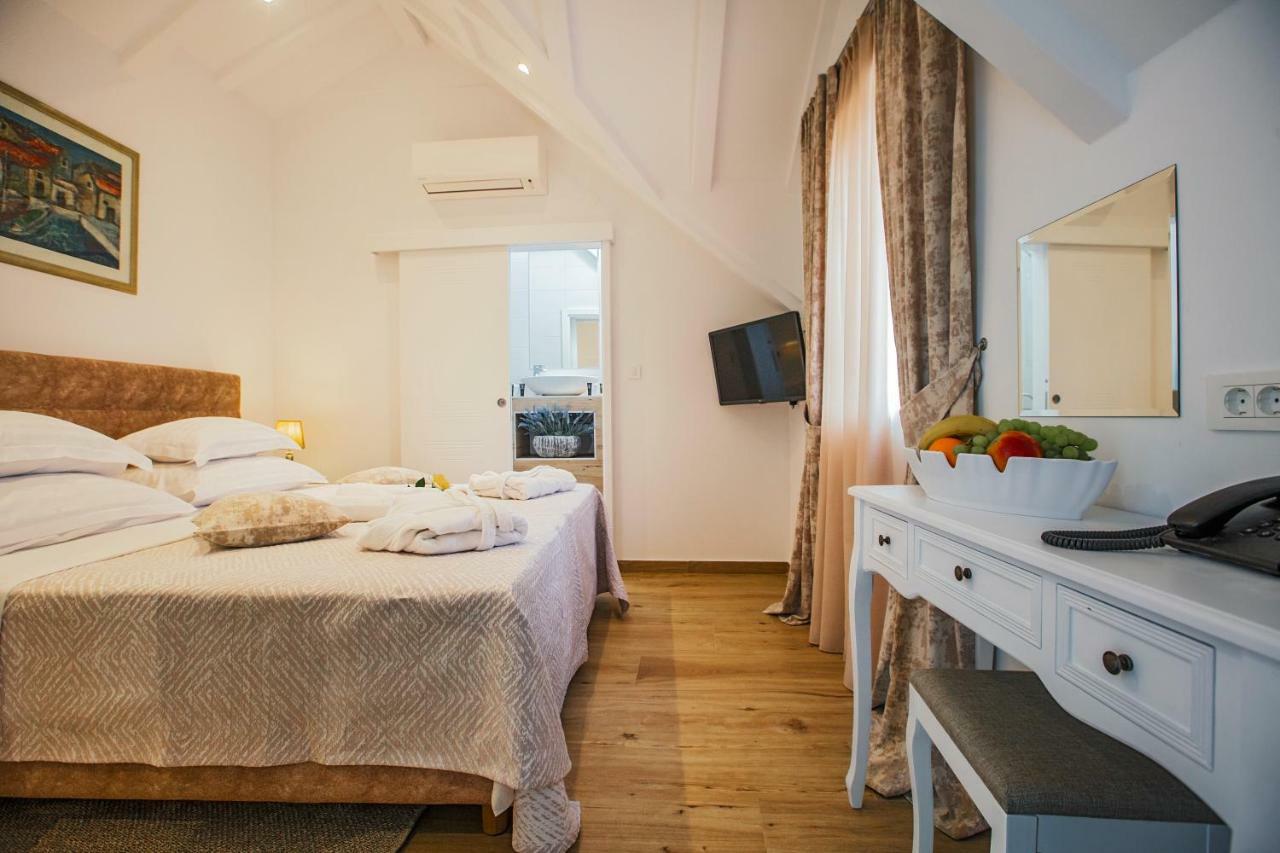 Heritage Hotel Dea Hvar Hvar Town Exterior photo