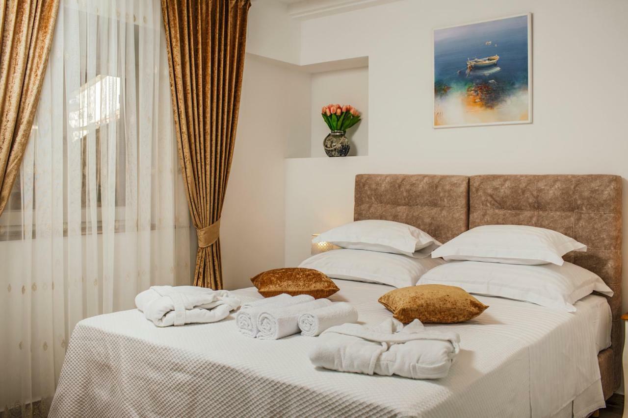 Heritage Hotel Dea Hvar Hvar Town Exterior photo