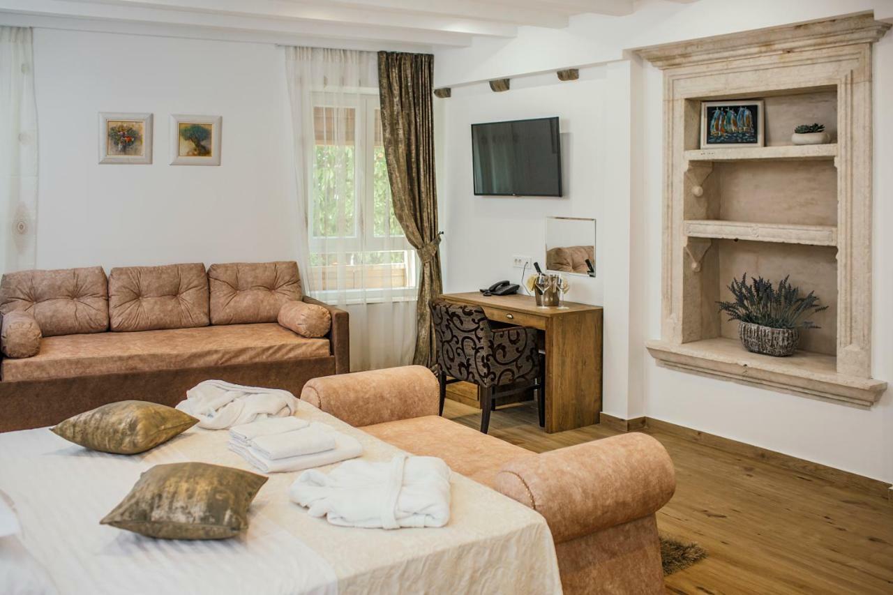 Heritage Hotel Dea Hvar Hvar Town Exterior photo