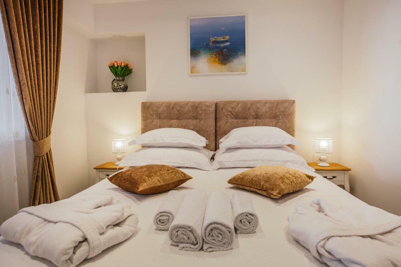 Heritage Hotel Dea Hvar Hvar Town Exterior photo