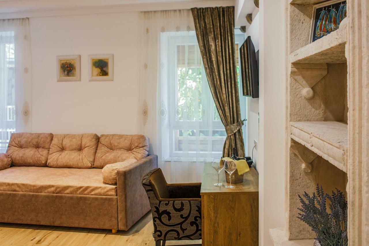 Heritage Hotel Dea Hvar Hvar Town Exterior photo